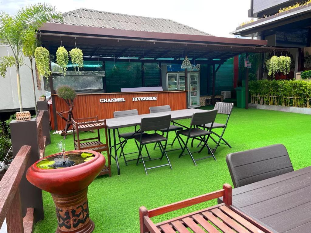 Chanmel Riverside Chanthaburi Exterior foto