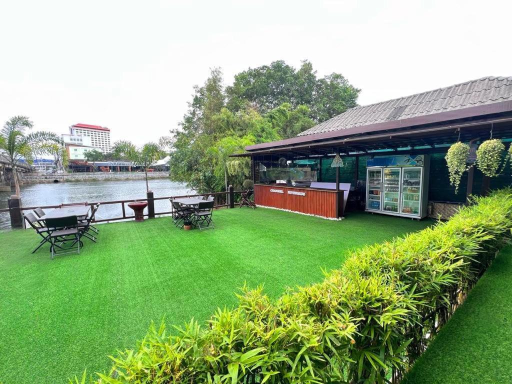 Chanmel Riverside Chanthaburi Exterior foto