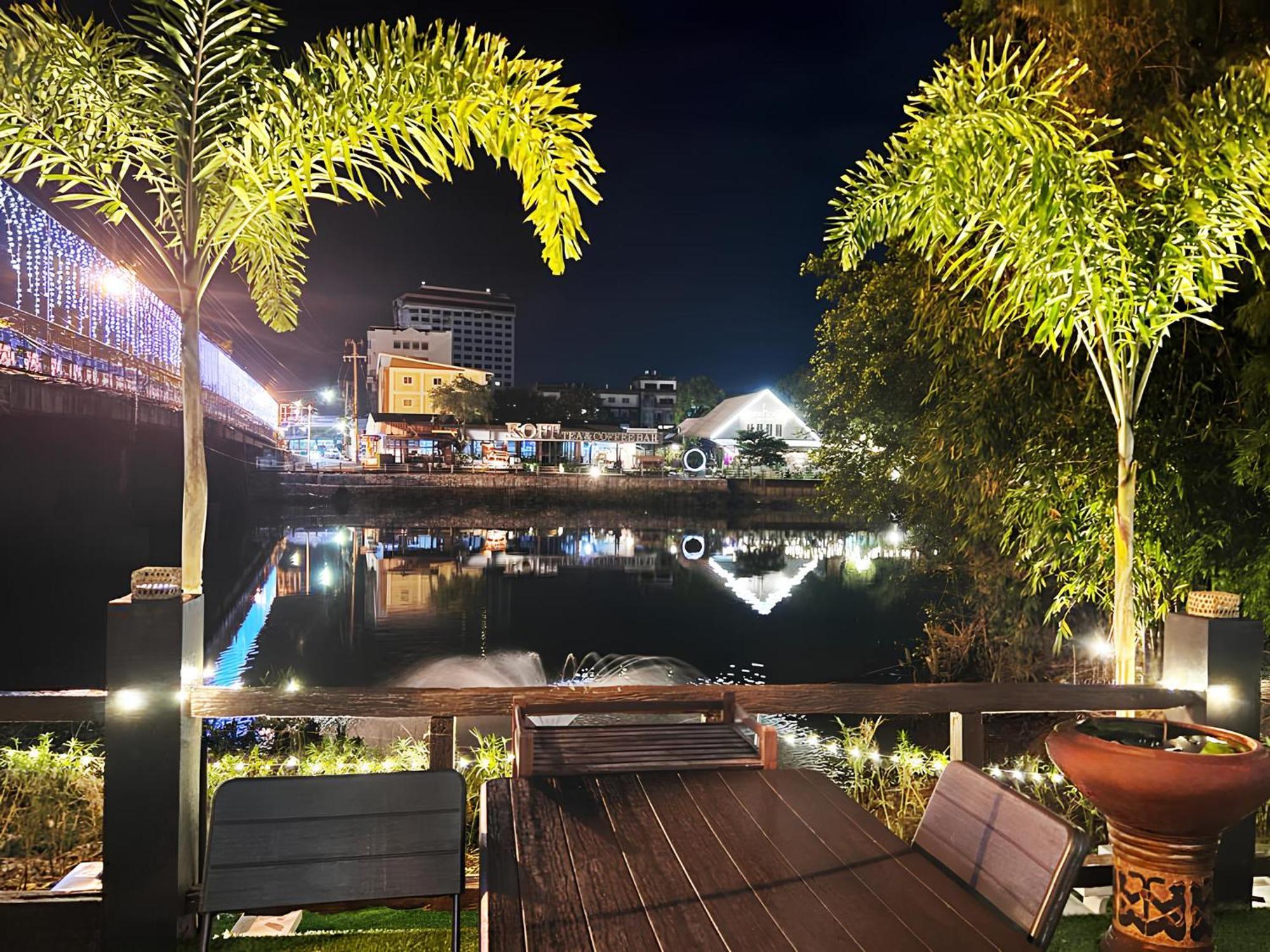 Chanmel Riverside Chanthaburi Exterior foto
